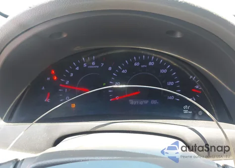 2011 Toyota Camry Le z USA, uszkodzony, nr VIN 4T1BF3EK7BU144395